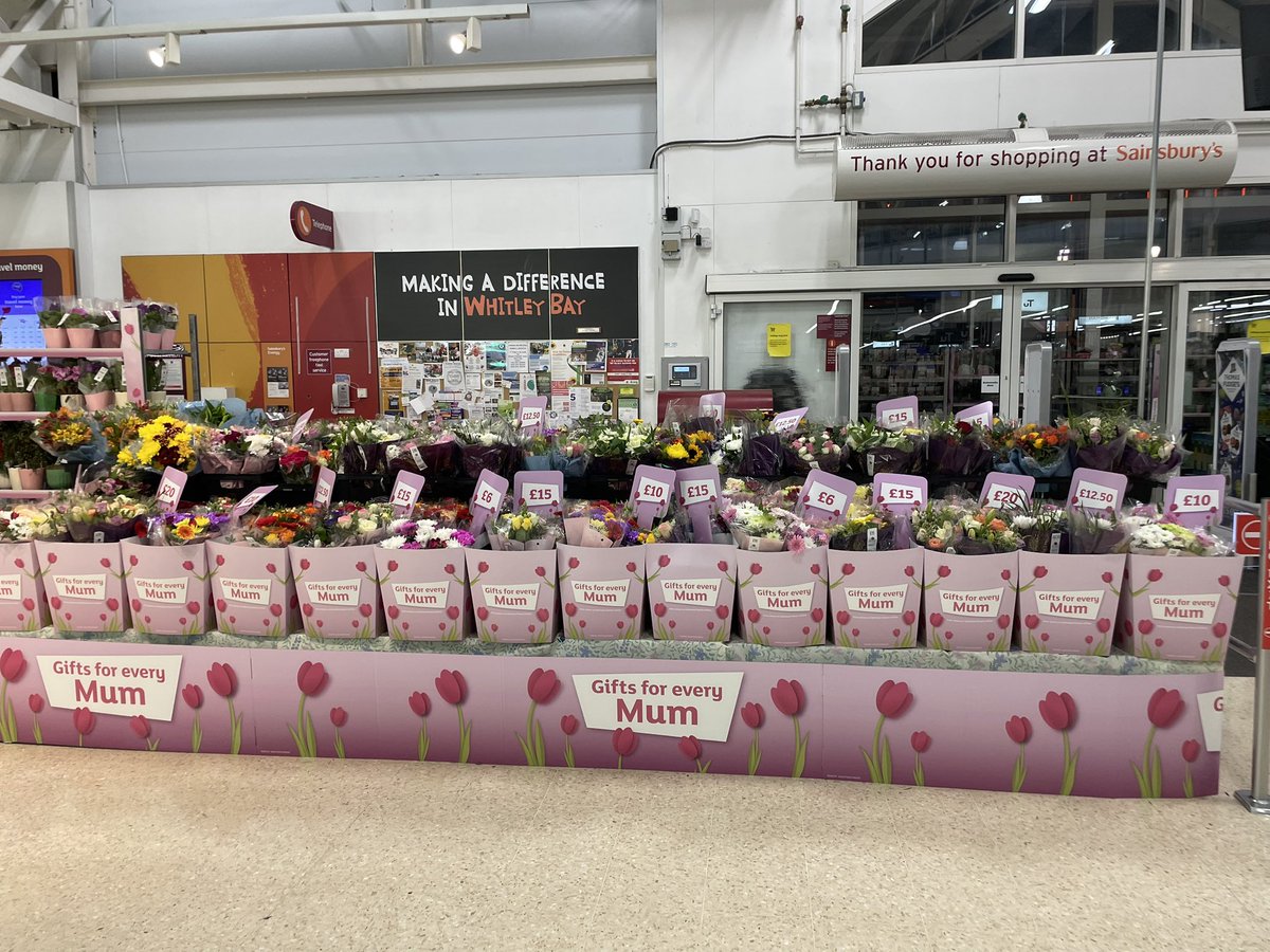 Prof John Leeds (@nendoscopy) on Twitter photo I think <a href="/sainsburys/">Sainsbury's</a> have underestimated how many flowers they need. There is no way this will manage to serve every mum on the planet… I think <a href="/sainsburys/">Sainsbury's</a> have underestimated how many flowers they need. There is no way this will manage to serve every mum on the planet…