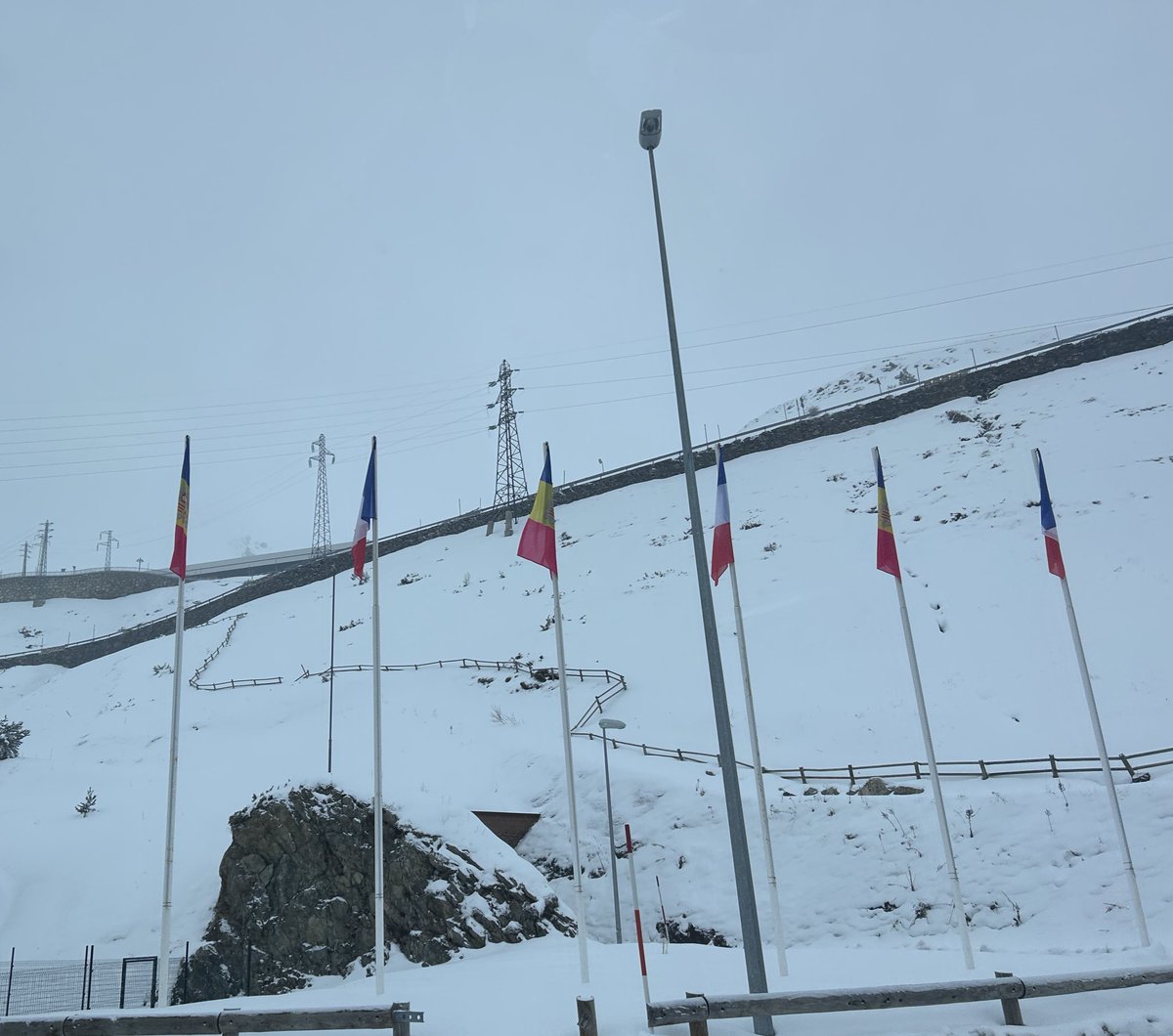 fs0c131y's tweet image. Today I’m in Andorra!
In front of 50 French and Andorran companies, I presented the products and services of @PredictaLabOff.
Time to ski @Granchacrafree?