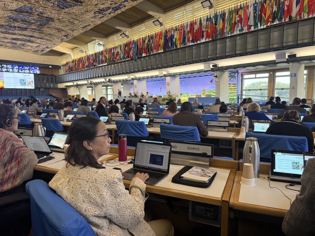 searice_online's tweet image. #SEARICE joins the launch of the third report on the state of the world’s plant genetic resources for food and agriculture. Through its Executive Director, #SEARICE highlights the important role of the farmers’ #seedsystems in the #conservation and #sustainableuse of #PGRFA.