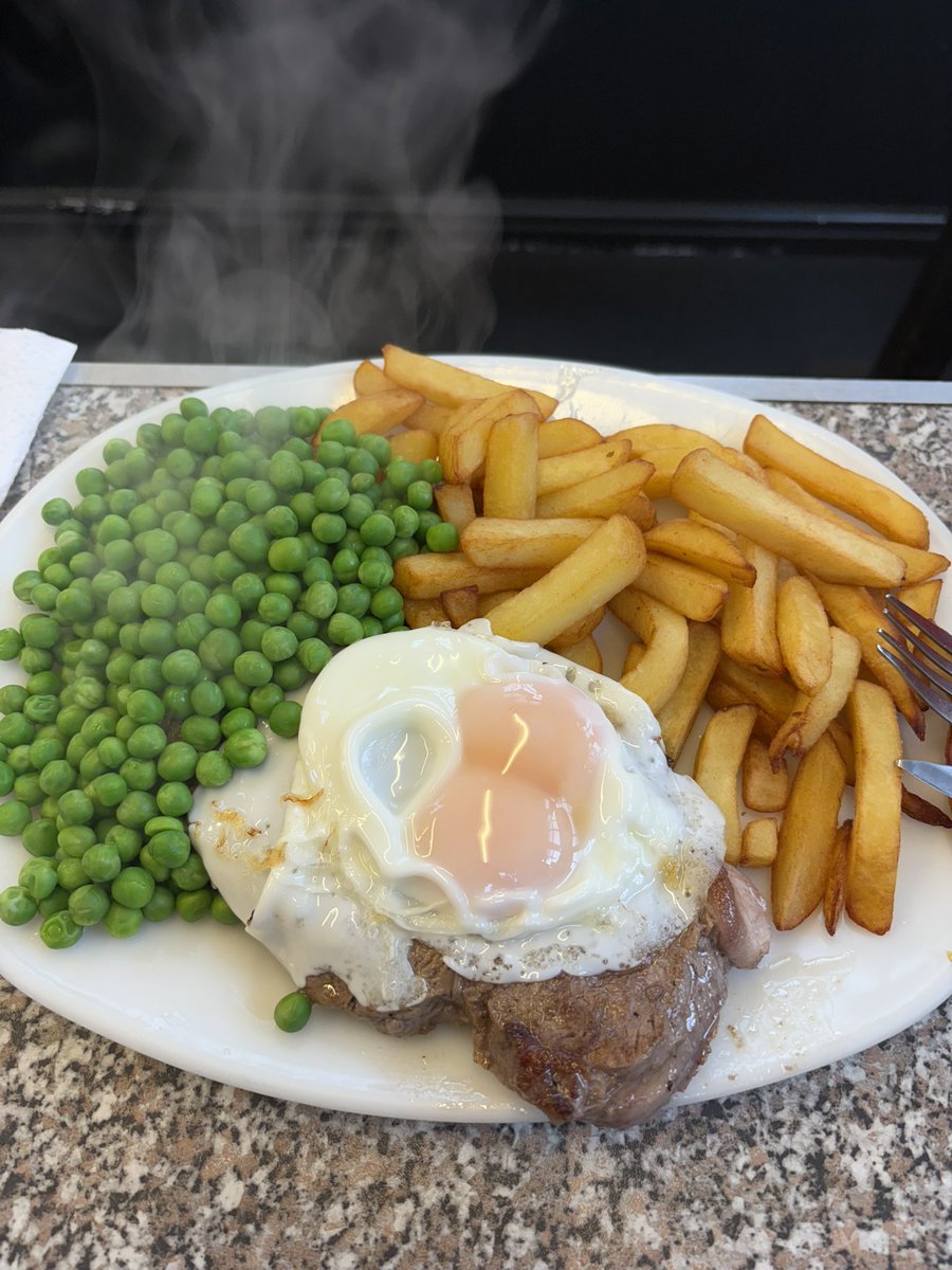 Breakfast…Grosvenor gardens