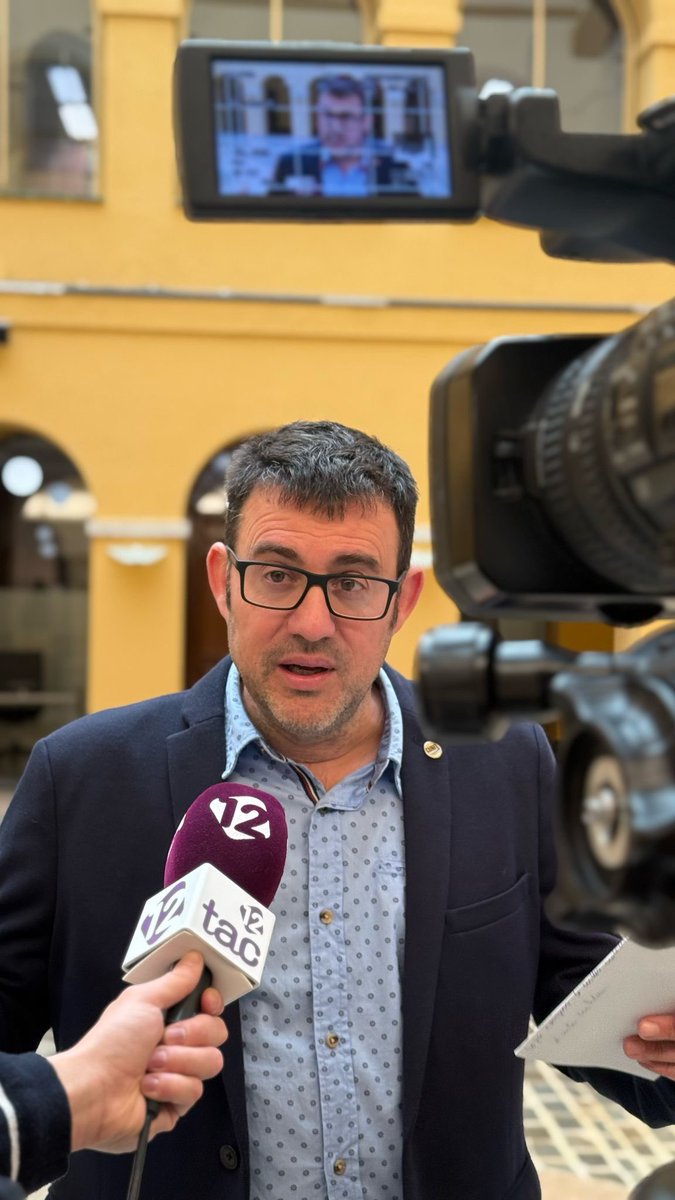 👏🏻Avui hem aprovat a la @dipta_cat constituir un grup de treball per parlar de mobilitat al Sud de Catalunya, des del Penedès a les Terres de l'Ebre passant pel Camp de Tarragona.

La Diputació al costat dels usuaris <a href="/dignitatavies/">Dignitat a les vies</a>