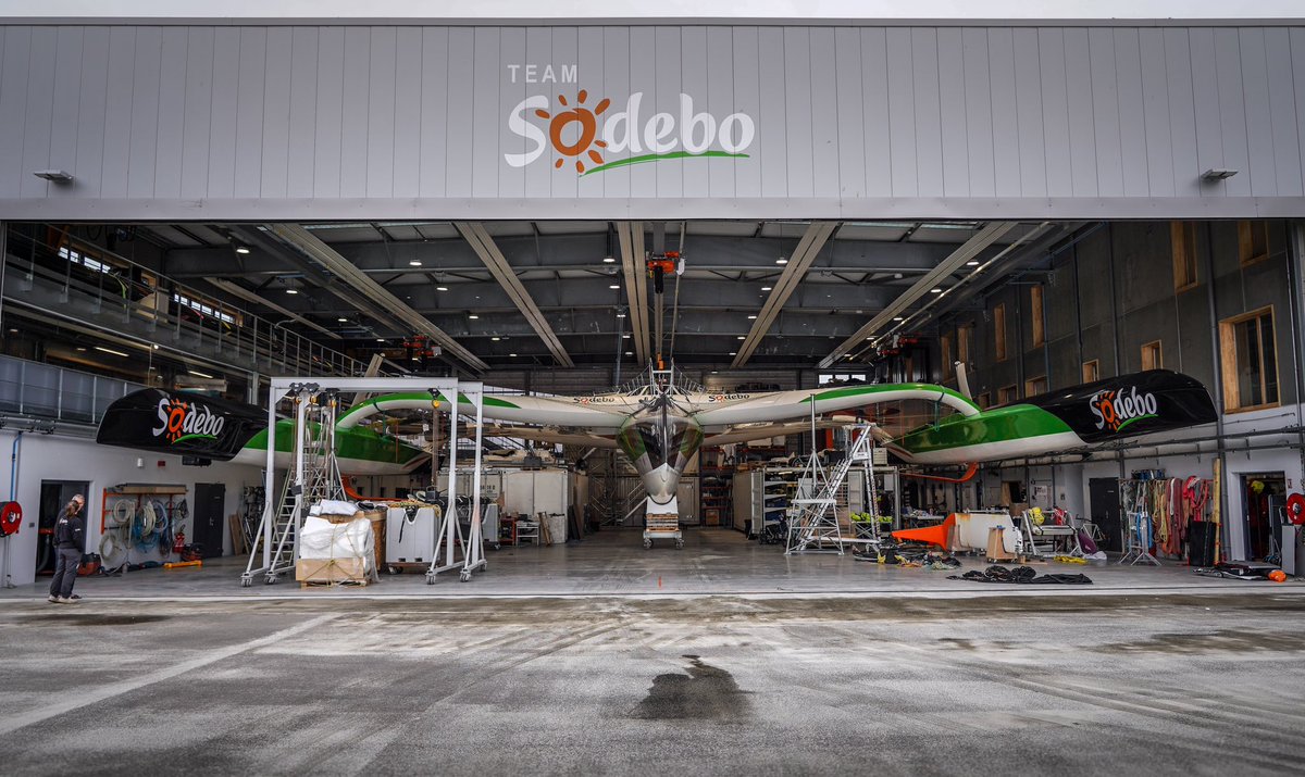 Sodebo_Voile's tweet image. [𝐕𝐈𝐒𝐈𝐓𝐄 𝐃𝐔 𝐓𝐄𝐀𝐌 𝐒𝐎𝐃𝐄𝐁𝐎 𝐕𝐎𝐈𝐋𝐄]
Les mardis et mercredi à 11h ⏱️
Du 8 au 30 avril 2025 🗓️

En collaboration avec la Cité de la Voile, nous vous invitons dans les coulisses de Sodebo Ultim 3. ⛵ 

Toutes les infos sur 👇
urlr.me/T9eZxu