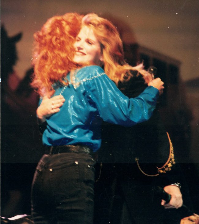 Trisha Yearwood (@trishayearwood) on Twitter photo Happy birthday to my trailblazing friend <a href="/reba/">Reba McEntire</a>! Can’t wait to celebrate with you! xoxo Trisha 💋 🎂 Happy birthday to my trailblazing friend <a href="/reba/">Reba McEntire</a>! Can’t wait to celebrate with you! xoxo Trisha 💋 🎂