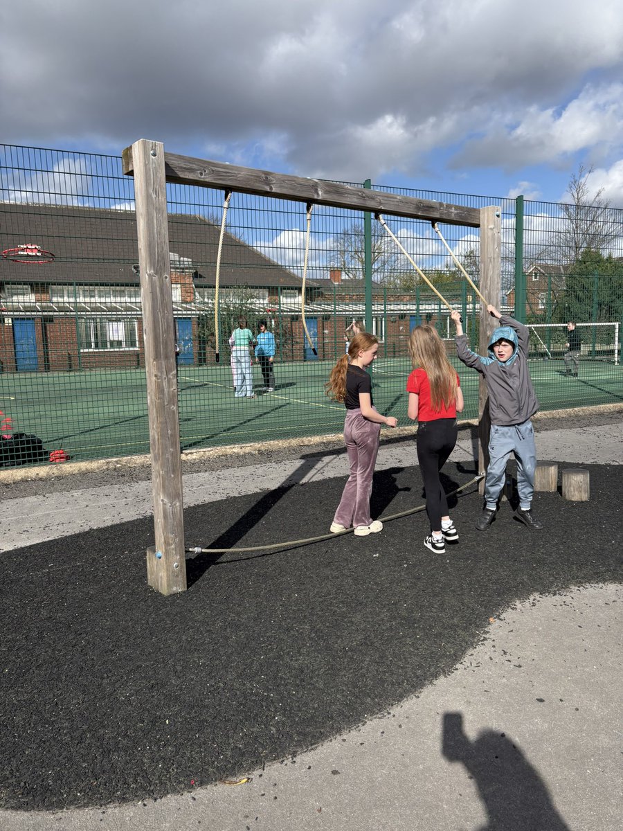 Tang Hall Owls tweet media