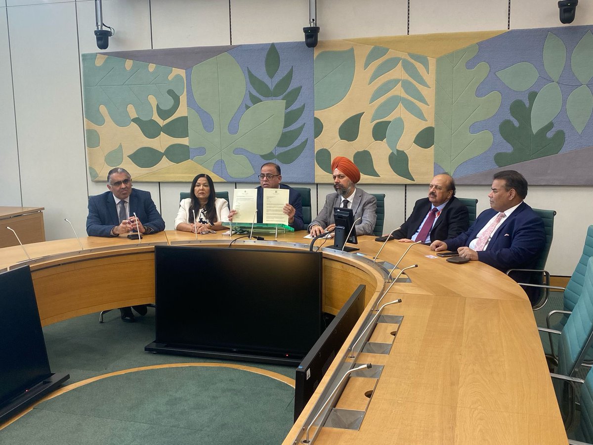 TahirAliMP's tweet image. This week, I attended a press conference ordained by Mohammed Yasin MP, where 20 cross-party British Parliamentarians requested for an international airport in Mirpur.

There has been a long-standing promise for an international airport in Mirpur, which has yet to be met. This…