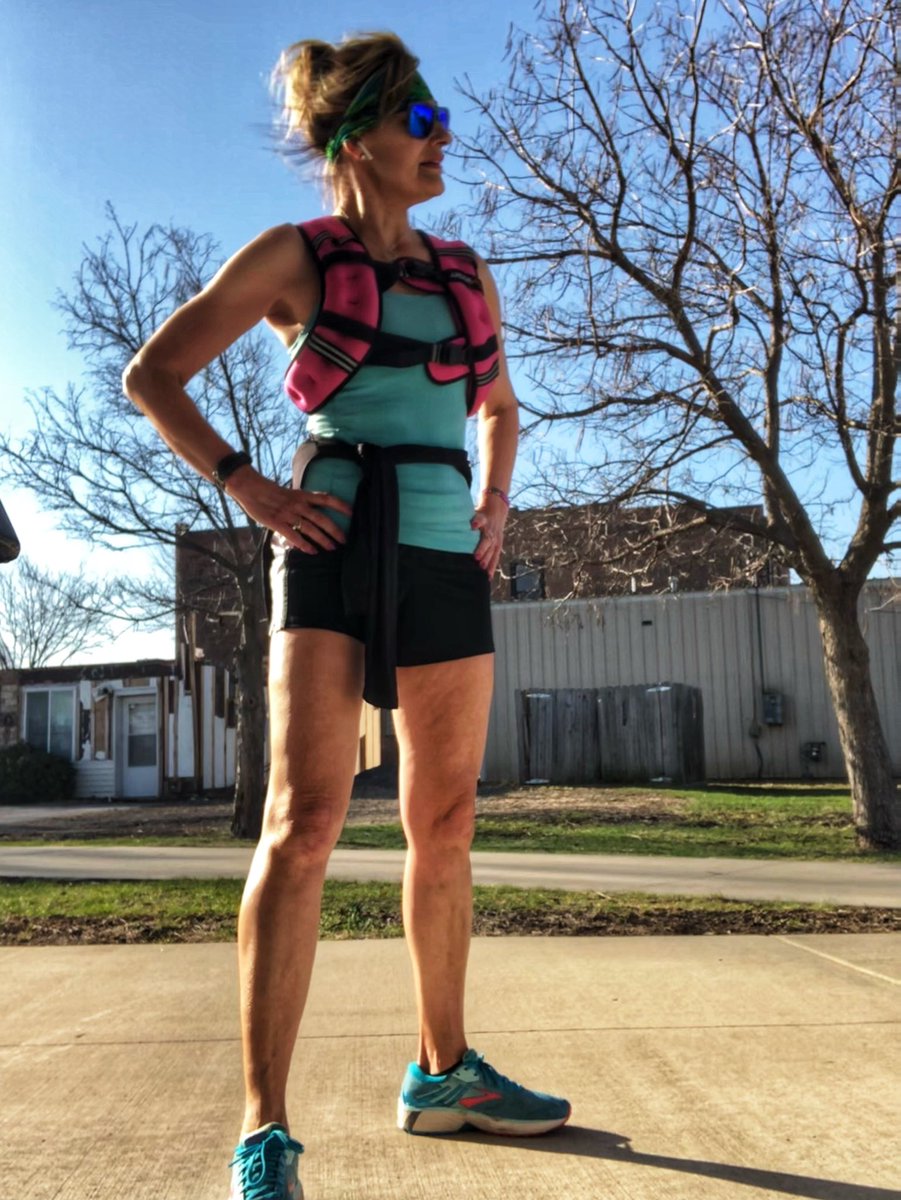 runningonthefly's tweet image. 19mph wind? With a 15-pound weighted vest? 
#MissionAccomplished