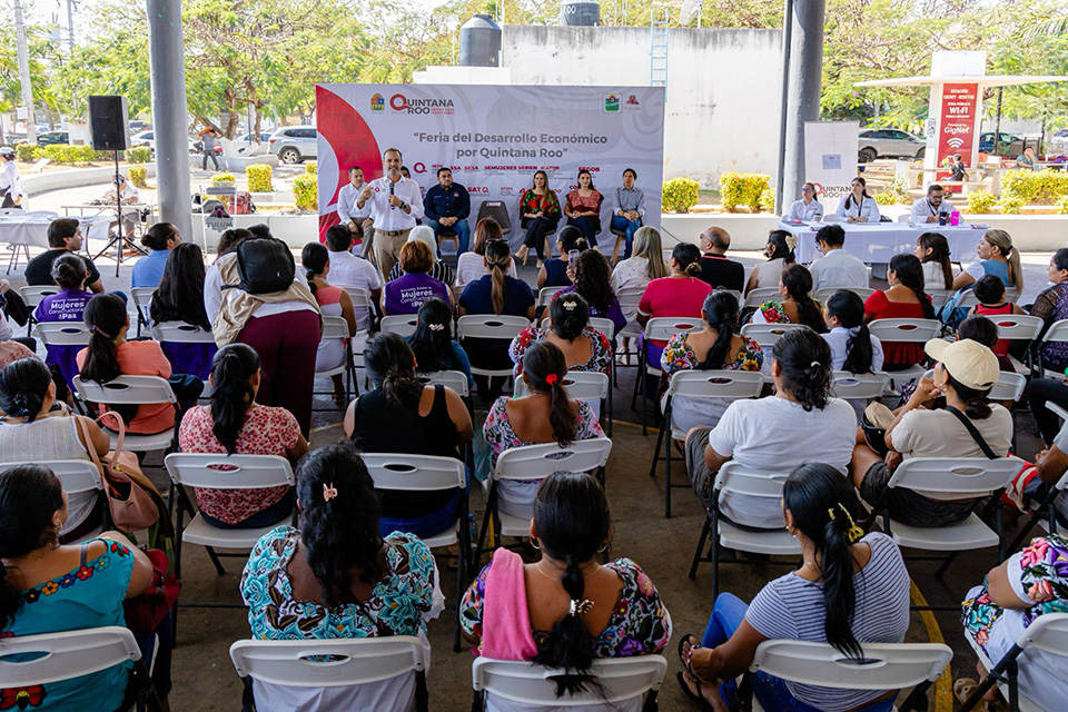infoqroomex's tweet image. #Tulum, primer #municipio en recibir la Feria del Desarrollo Económico 🪙💵
Un total de 35 #servicios diferentes se ofrecieron durante la Feria.
galucomunicacion.com/tulum-primer-m…