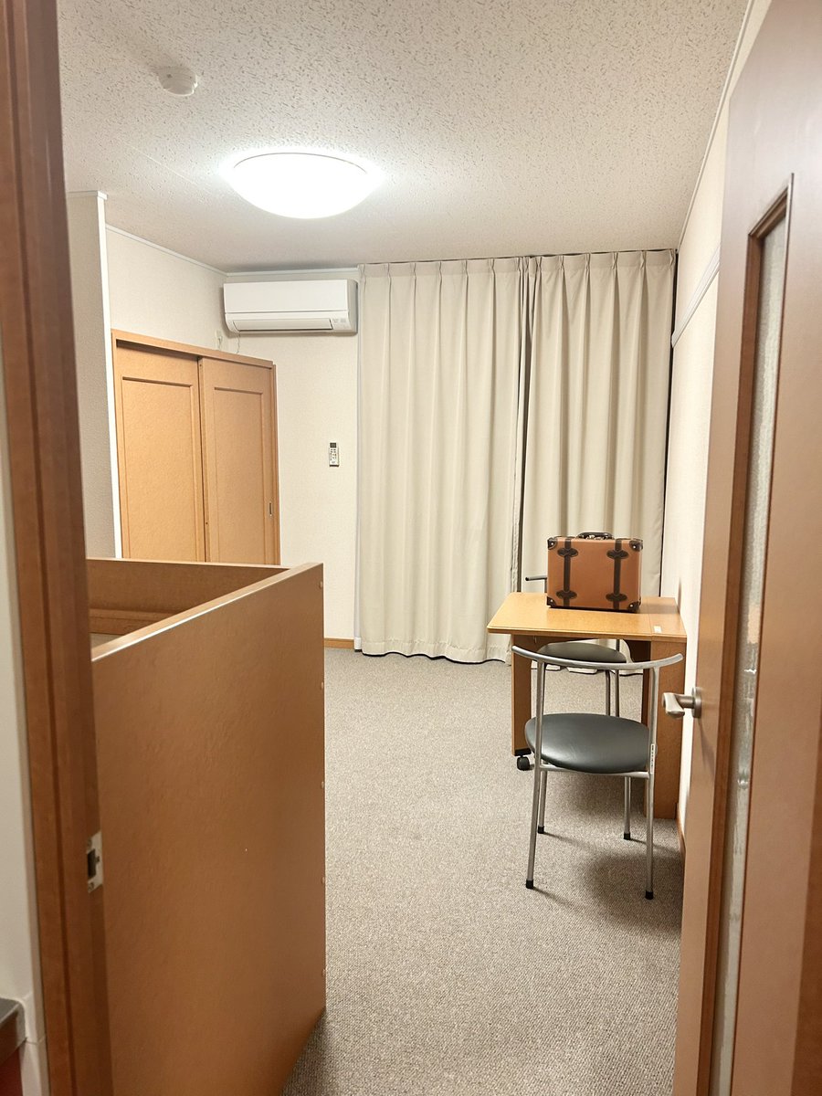 417akr's tweet photo. 5ヶ月の出張終わりー！！
やっっっと解放されるぅぅぅぅうぇーい✌️ https://t.co/71ltfYhQRN