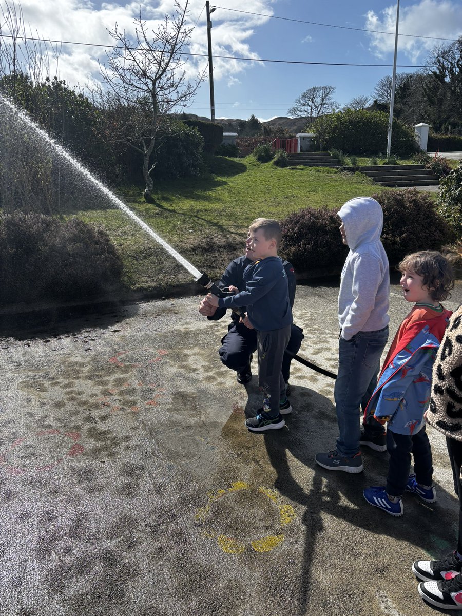 Thank you Castletownbere Fire Brigade for coming to our school today! #bereisland #firesafety