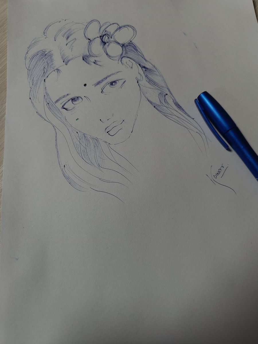 PrateekRajwada's tweet image. उदास आंखे बता रही हैं
किसी को तेरी कमी खली है
: कुंवर प्रतीक सिंह 

#KuwarSahab
#kuwarprateeksingh
#sketching #hindishayri