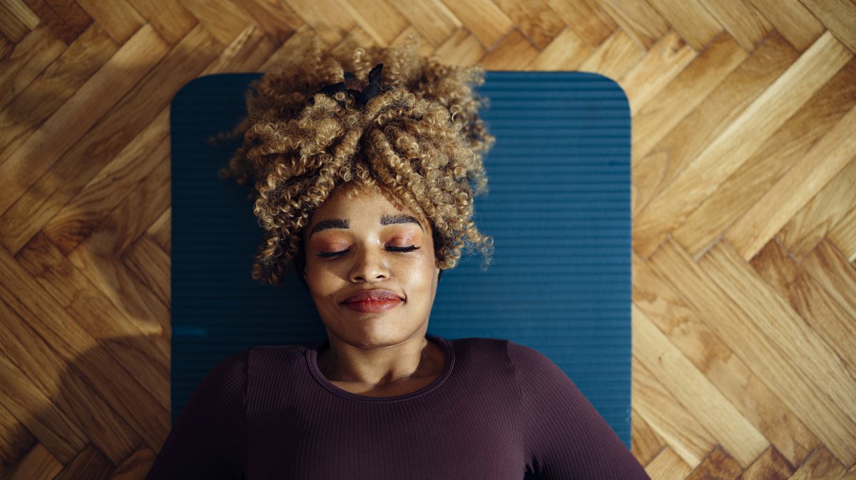 BCBSM's tweet image. What is #FloorTime?

The viral mental health trend that encourages you to—quite literally—do nothing: tinyurl.com/yc6x64u7

#HealthTrends #overstimulation