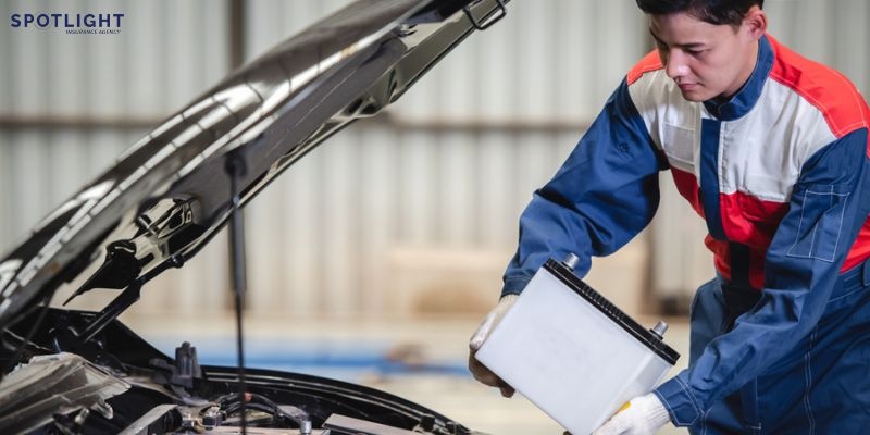 SpotlightInsur's tweet image. A dead car battery can leave you stranded, but does auto insurance cover the cost of a replacement? Understanding your policy can save you from unexpected expenses. Learn more here:
spotlightins.com/blog/does-auto… 
#SpotlightInsurance #Denver #PersonalInsurance #AutoInsurance