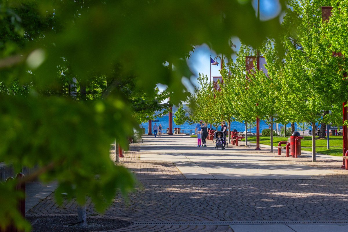 3 more days left to vote for Petoskey, MI in USA Today's 10Best Reader's Choice for Best Small Town in the Midwest! buff.ly/7huyLGh