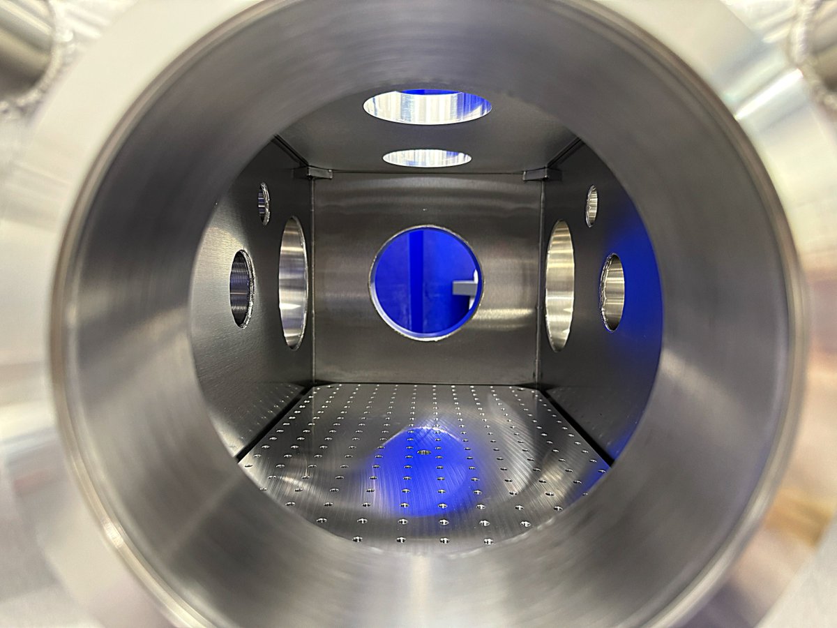 KurtJLeskerCo's tweet image. Excited to share our project with CELIA (Université de Bordeaux, CNRS, CEA). We&apos;ve crafted chambers for their new XUV beamline to study ultrafast molecular dynamics, part of the PEPR LUMA project&apos;s Ultrafast platform. Thanks to CELIA for their trust. 
#UltrafastDynamics #CELIA