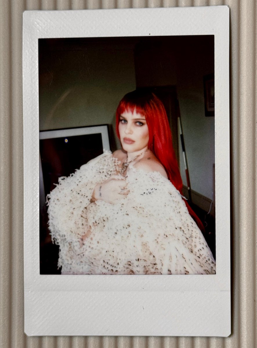 My favourite things are love and revenge 😈💚