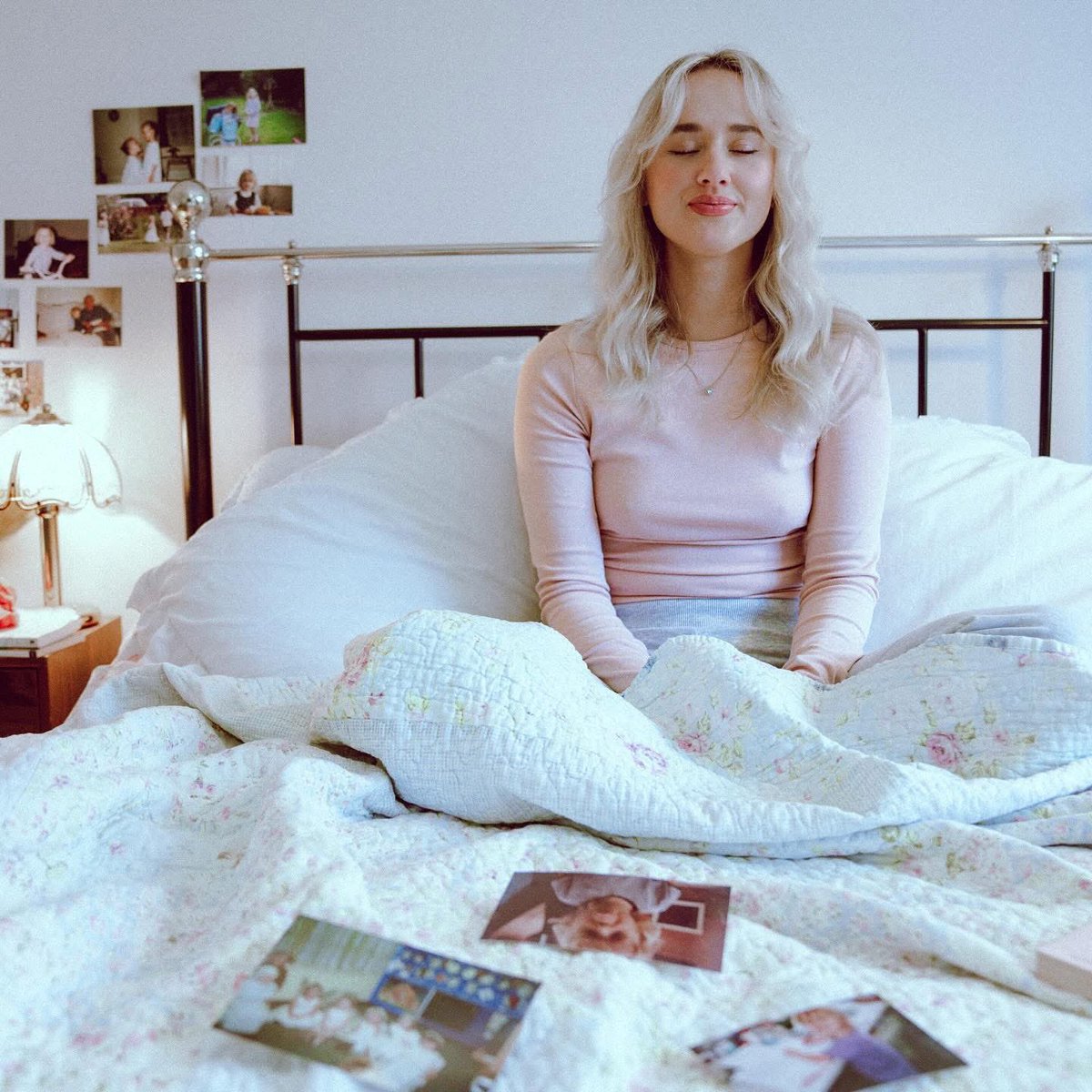 Had so much fun getting some pics and visuals for my upcoming single ‘Trouble Sleeping’ 💕