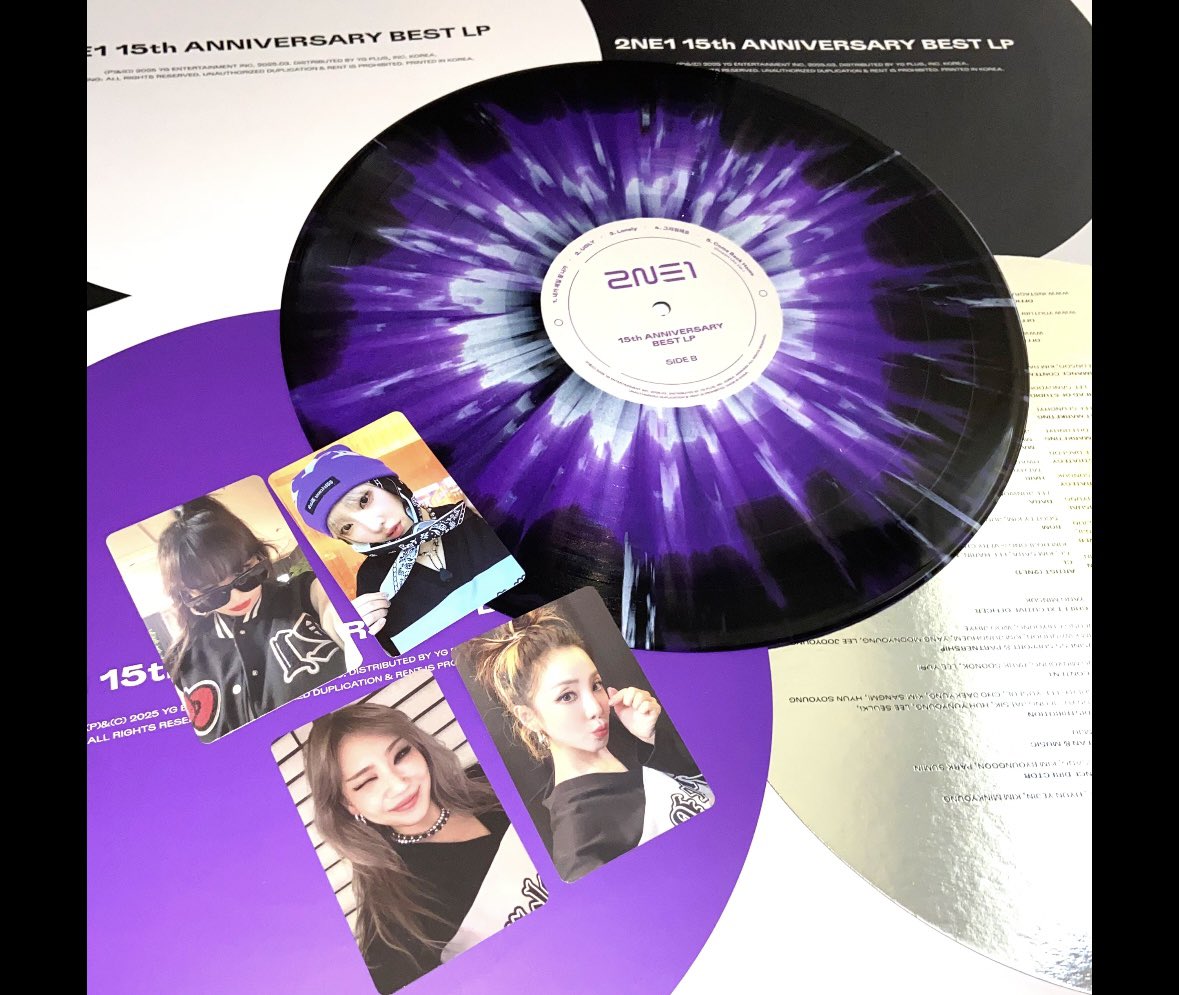 2NE1 '15TH ANNIVERSARY BEST LP' Photocards and Round Posters ♠️♥️