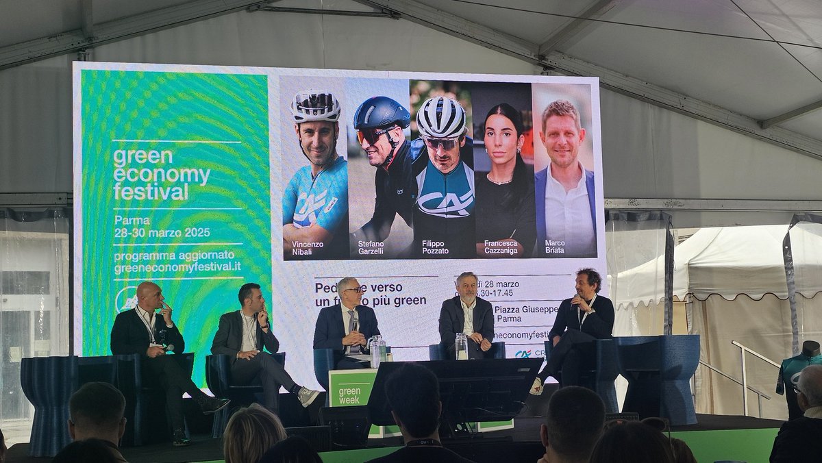 Crédit Agricole Italia (@ca_ita) on Twitter photo È iniziato il confronto con i campioni del grande ciclismo italiano! Le loro storie ed esperienze in un viaggio tra le gare di ieri e di oggi <a href="/gefestival_/">Green Economy Festival</a> #PassioneCiclismoByCA È iniziato il confronto con i campioni del grande ciclismo italiano! Le loro storie ed esperienze in un viaggio tra le gare di ieri e di oggi <a href="/gefestival_/">Green Economy Festival</a> #PassioneCiclismoByCA