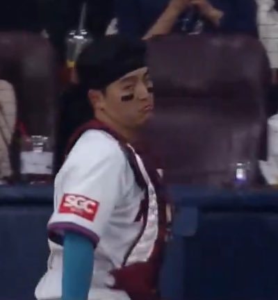 표정보니관중분이그럴만함