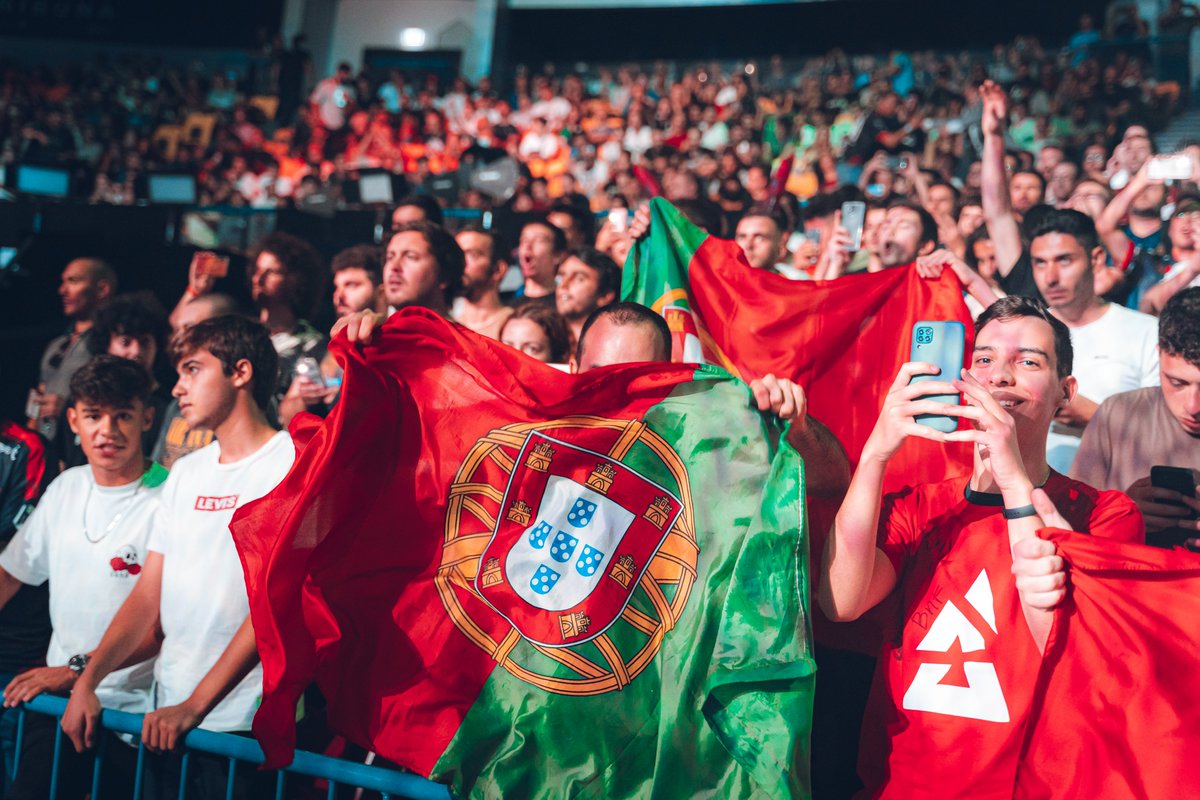 sawggofficial's tweet image. Mostrem-lhes quem é o melhor público, outra vez. 😉