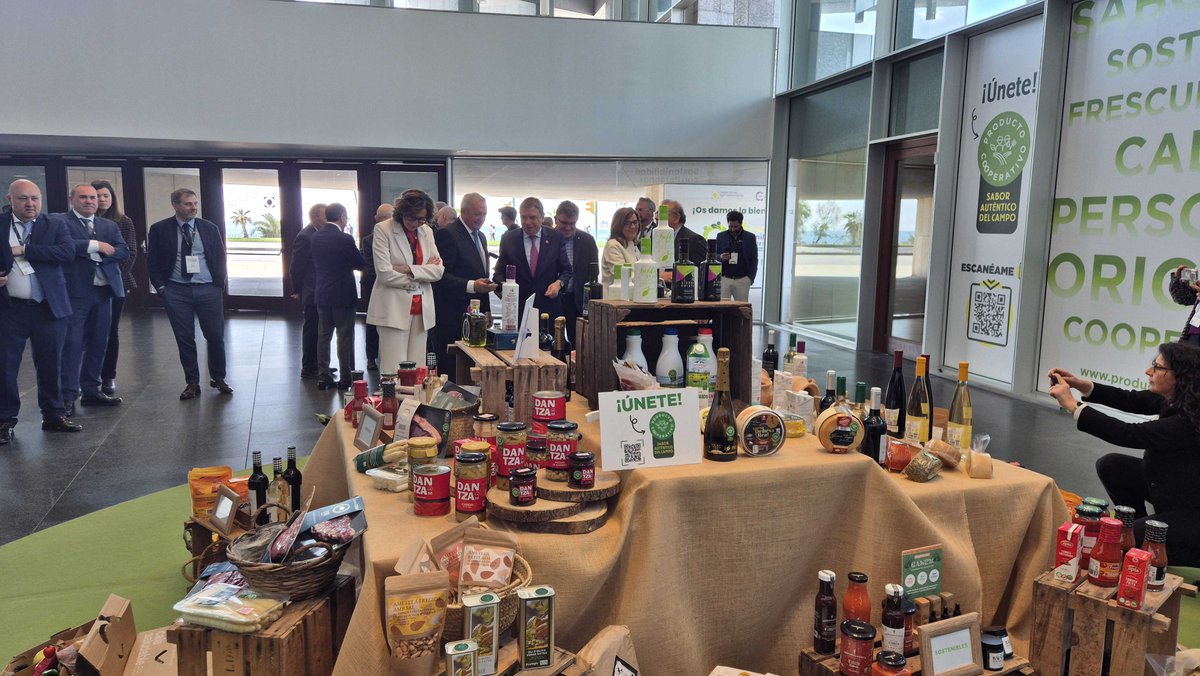 Integral Media tweet media