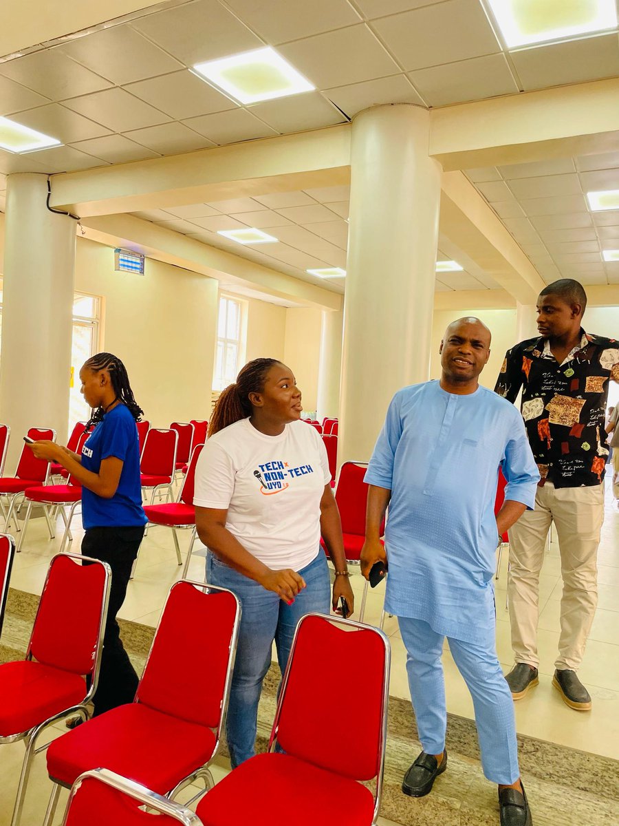 sonsydarlin's tweet image. #techxnontech
#yournicgeyourbrand