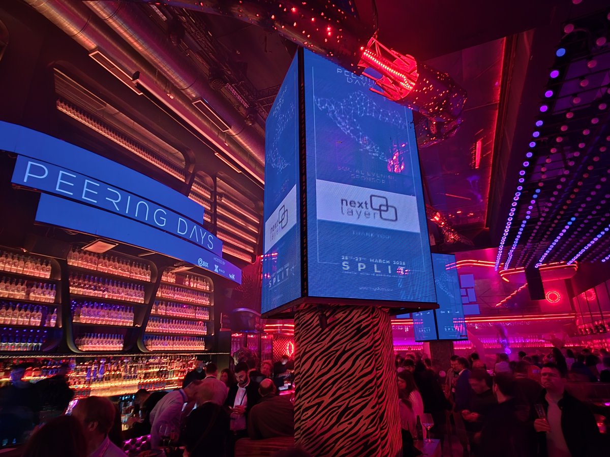 next_layer's tweet image. #PeeringDays2025, it's a wrap! 🥳
next layer was sponsoring the social evening event in Split. It was a blast and a pleasure to network with so many experts in the field, see you next year! 🙌🏽

#peeringmatters @NIX_CZ BIX