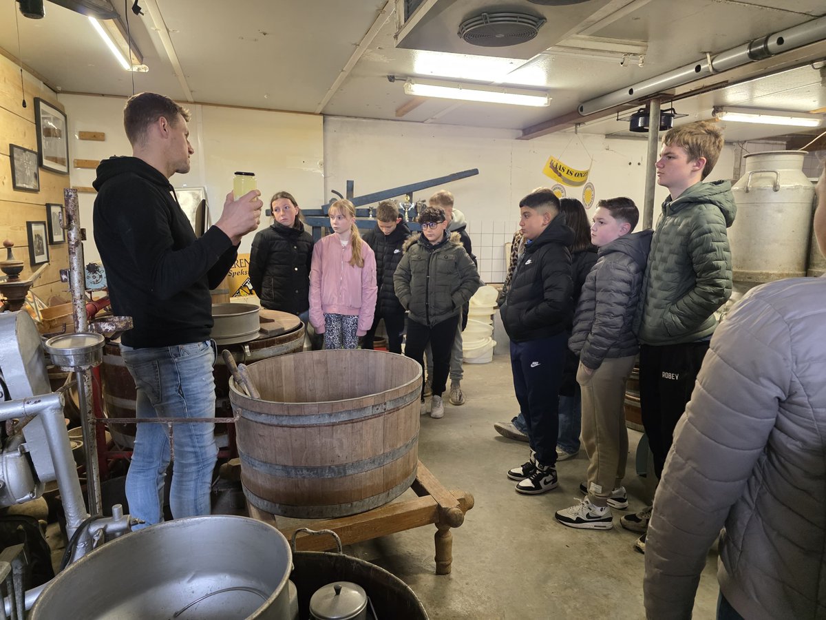 Praktische Sector Oriëntatie, leerlingen N1A te gast bij Landwinkel Speksnijder