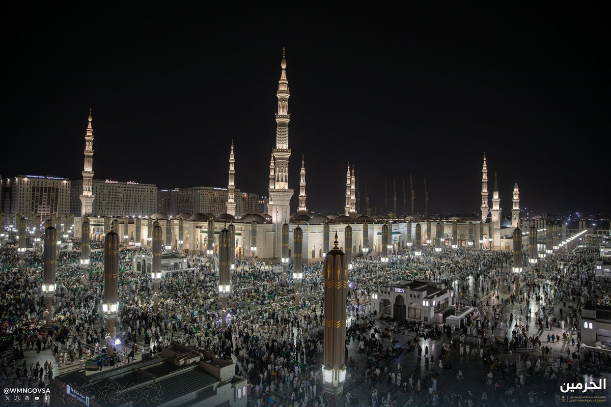 insharifain's tweet photo. The Night of Two Duas

Tonight, both Holy Mosques will witness two special Duas by the Imams:

•The Khatam Al-Quran Dua after Taraweeh Prayers

•The Qunut Dua during Witr prayers https://t.co/sbEtV7tEUf