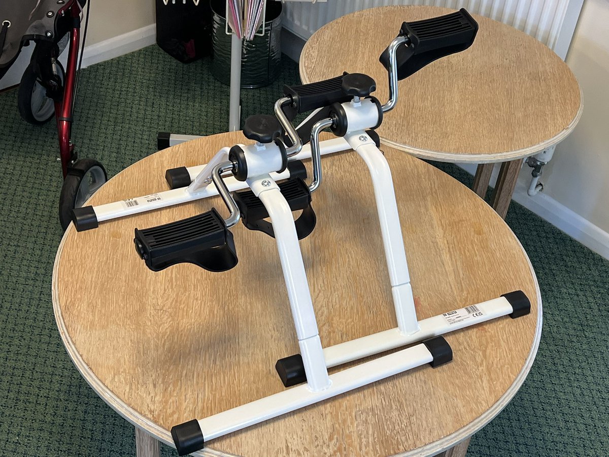 GorillaManFitn1's tweet image. Seated bike session at Kings Court and I have inspired the residents with my fitness class that 2 of the ladies have bought a seated bike for themselves. I put them together for them as well this morning 💪🚴‍♀️ #seatedbike #seatedfitness #communityfitness #fitnessmotivation2025