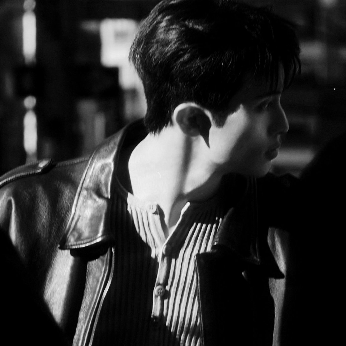 plstmarkleex's tweet image. 