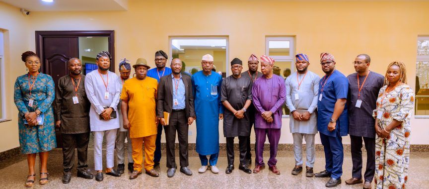 greenandsmart's tweet photo. Green &amp; Smart Technologies is currently developing the State Electricity Priority Plan and Implementation Roadmap for Ekiti State, funded by the African Development Bank (AfDB) This project is aimed toward ensuring a deliberate and structured approach to the development... https://t.co/XKFjx6f0yG