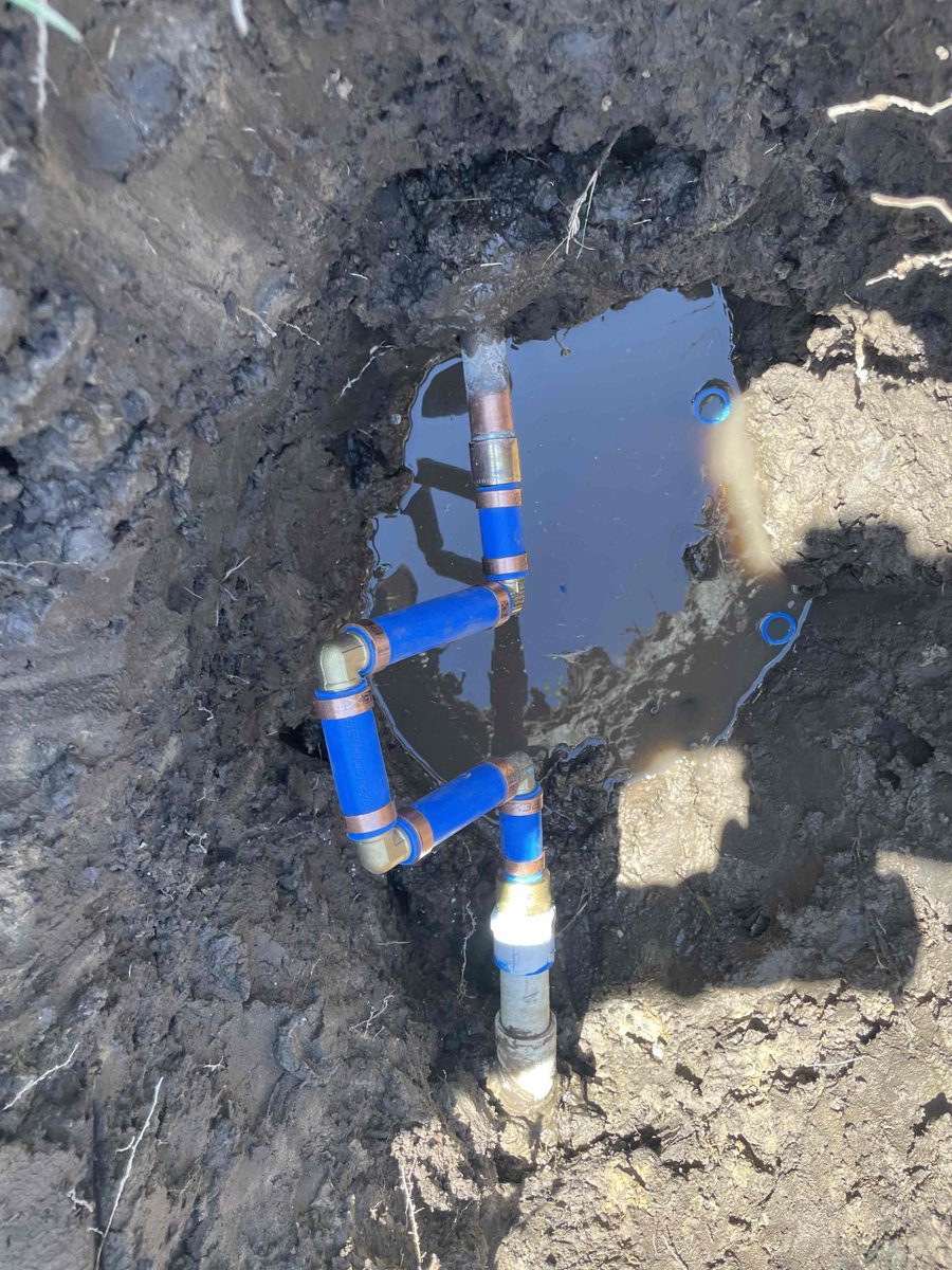 RooterManSC's tweet image. Job Check-In: Water Line Repair on James Island, SC! 
RooterMan was called out to James Island, SC to assist a homeowner dealing with a leaking water line.
#WaterLineRepair #PlumbingExperts #JamesIslandSC #RooterManSC #LeakFixed