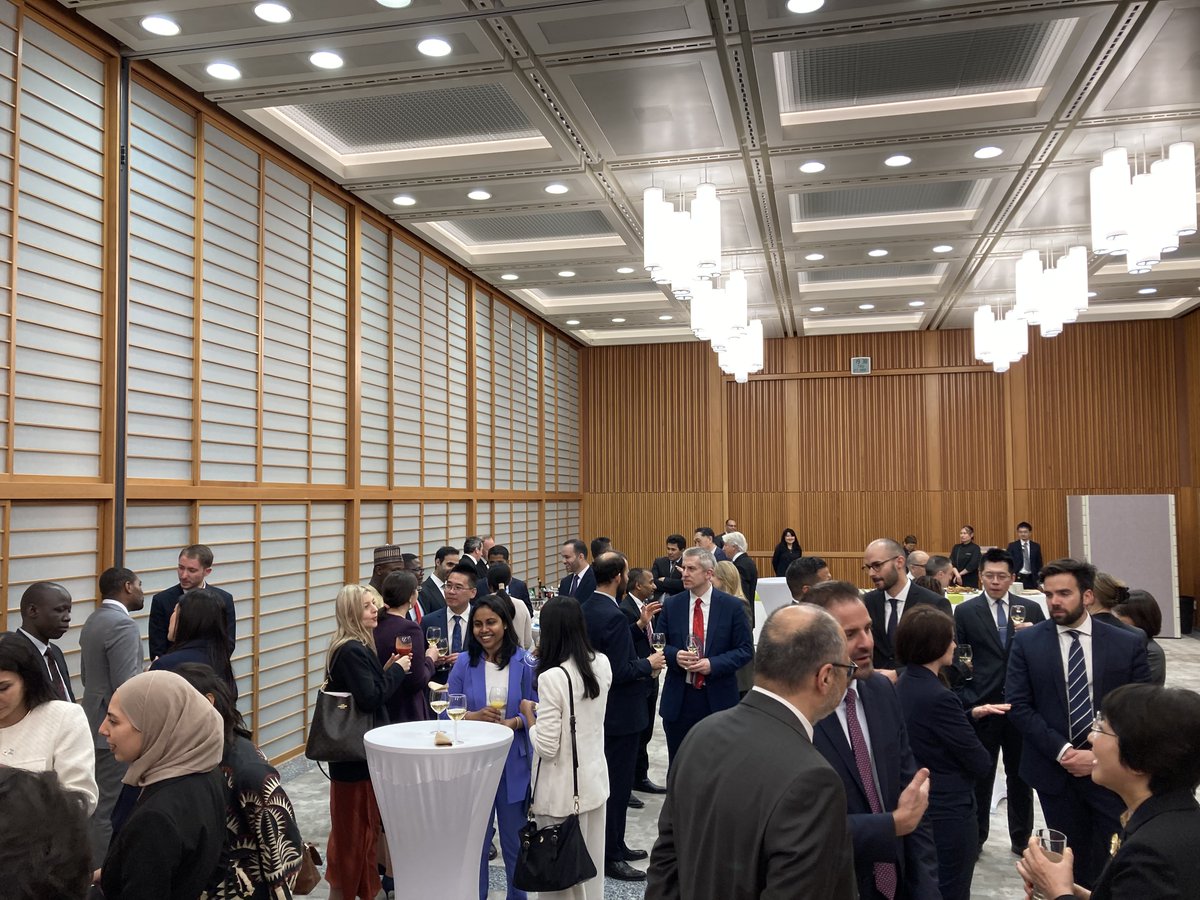 On 27 March, Ambassador Ichikawa hosted a reception for 2025 UN Disarmament Fellows, alumni and diplomats from partner countries. #UN USG <a href="/INakamitsu/">Izumi Nakamitsu</a>  also participated. <a href="/ODA_Geneva/">UNODA Geneva</a> <a href="/UN_Disarmament/">UN Office for Disarmament Affairs</a>  #DisarmamentFellowship