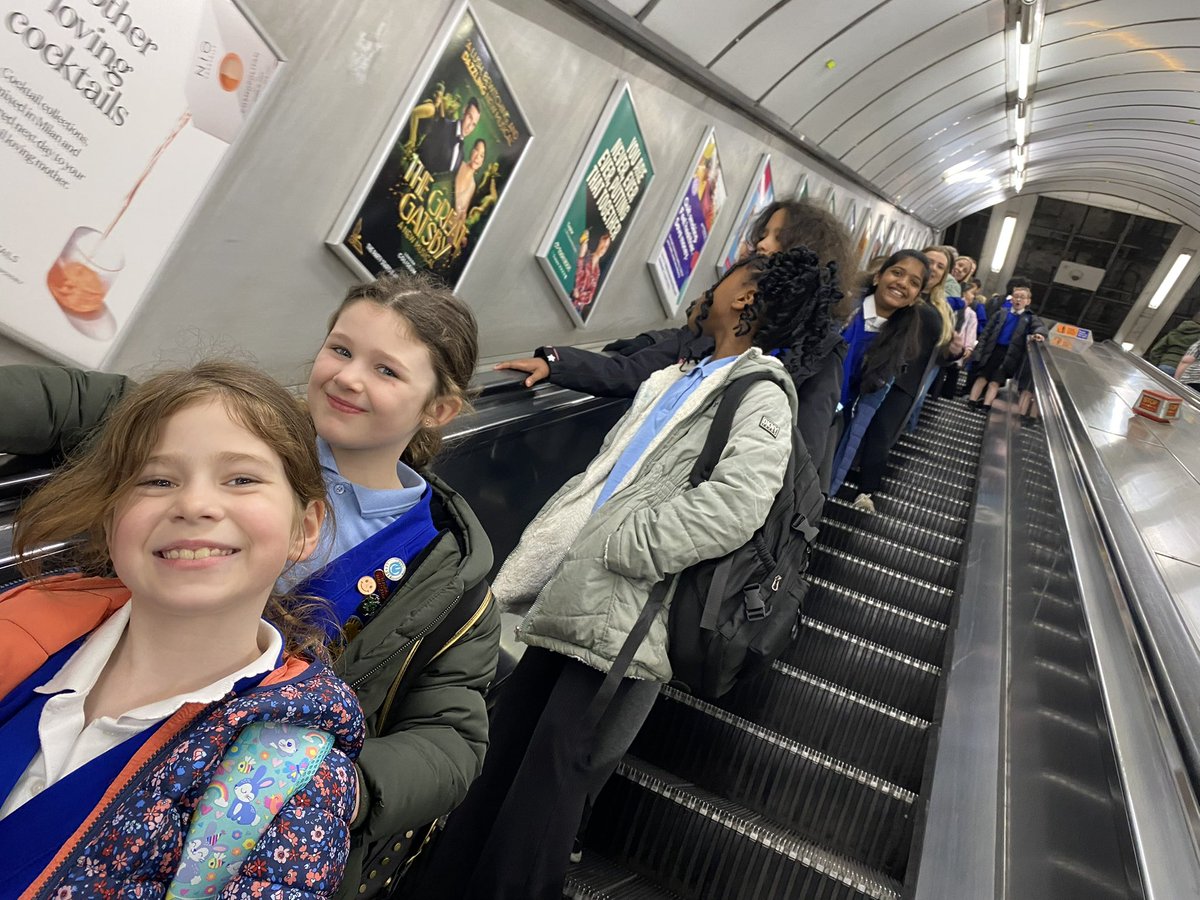 larkriseacademy's tweet photo. Our Digital Leaders have arrived safely at @canva HQ in London and don’t want to leave!🤣
What a fantastic opportunity for them to hear from the experts and bring their learning back to us at Lark Rise 💙 https://t.co/VvrldfNAA6