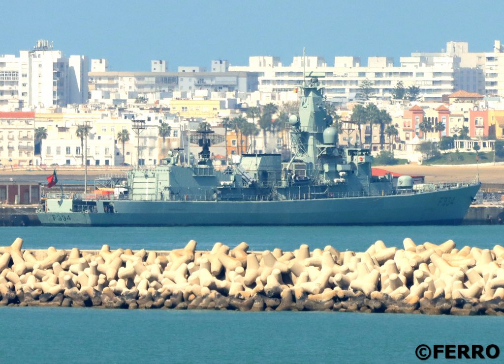 WarshipCam's tweet photo. Portuguese Navy Karel Doorman-class frigate NRP Dom Francisco de Almeida (F334) in Rota, Spain - March 28, 2025 #f334 #nrpdomfranciscodealmeida
SRC: TW-@Gibdan1 https://t.co/Tutv4rldBk