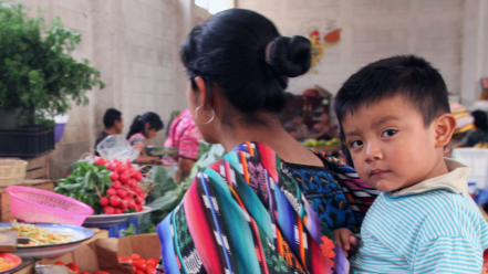 BKuemlangan's tweet photo. 📖New @FAO tool to end hunger in Latin America &amp; the Caribbean!

FAO’s latest publication provides key legal insights to support parliamentarians and policymakers in achieving #ZeroHunger 🥗⚖️

Read more: https://t.co/J0qK5AQqap https://t.co/HgZvUKCA4Q