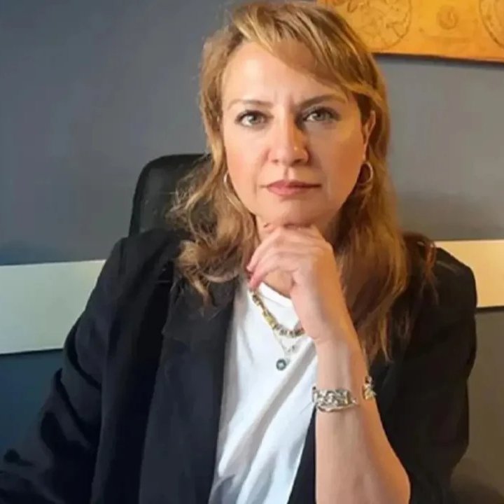 ajans_muhbir's tweet photo. Şişli Belediye Başkan Yardımcısı Ebru Özdemir için tutuklama talep edildi. (Sözcü) https://t.co/VzkqPqFp5K