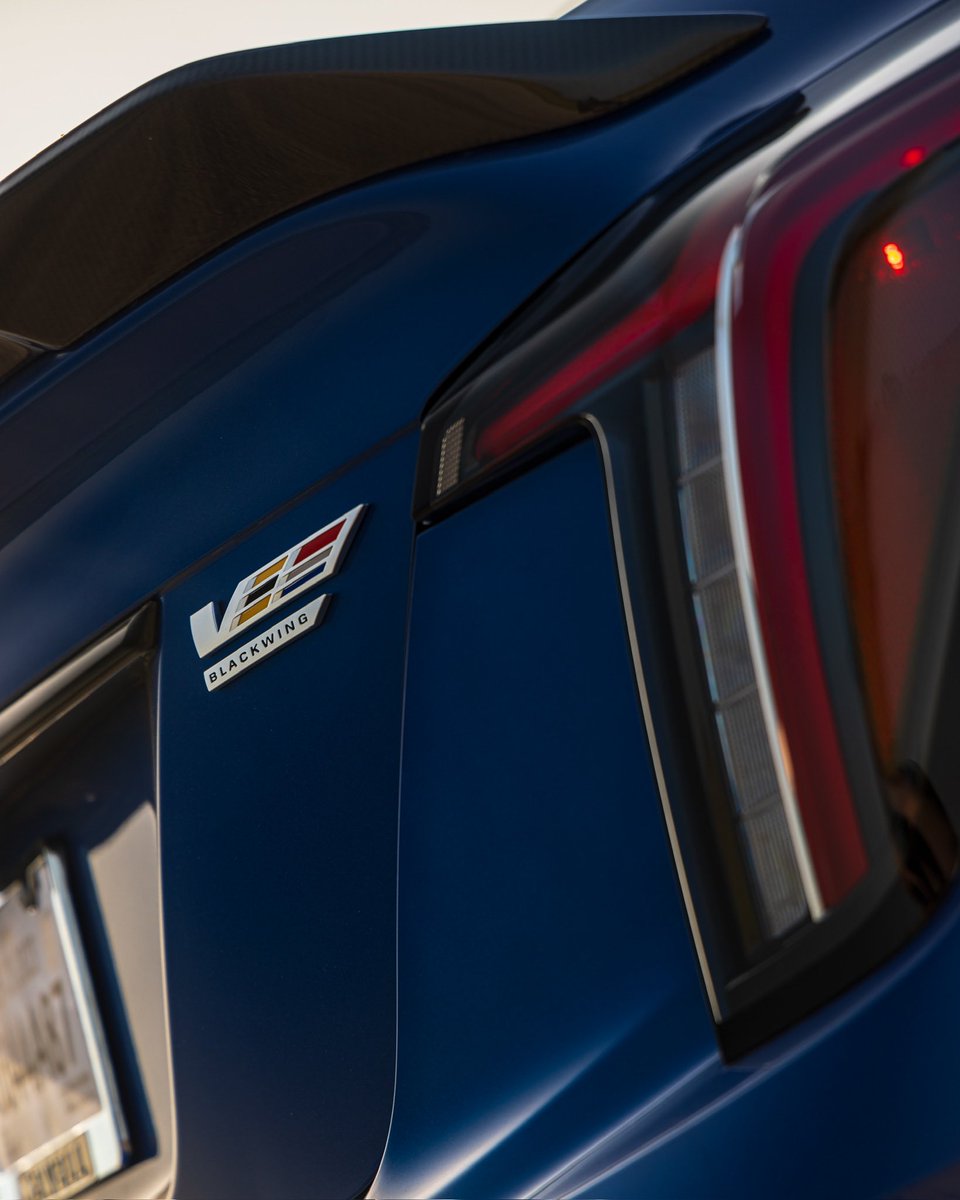 HennesseyPerf's tweet image. One wicked Caddy for your #FrontendFriday 

#HennesseyPerformance #Cadillac #CT5vBlackwing #Blackwing #CTS #CTSv #CT5 #CadillacVseries #H1000 #Horsepower #V8 #Pennzoil #WaveBlue #LongMayWeDrive @Cadillac