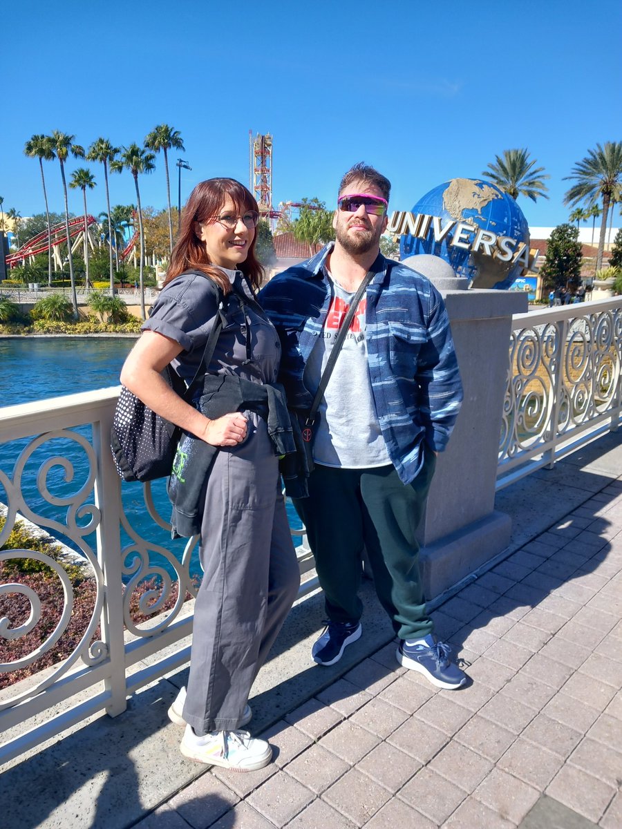 Melanie Gray tweet media