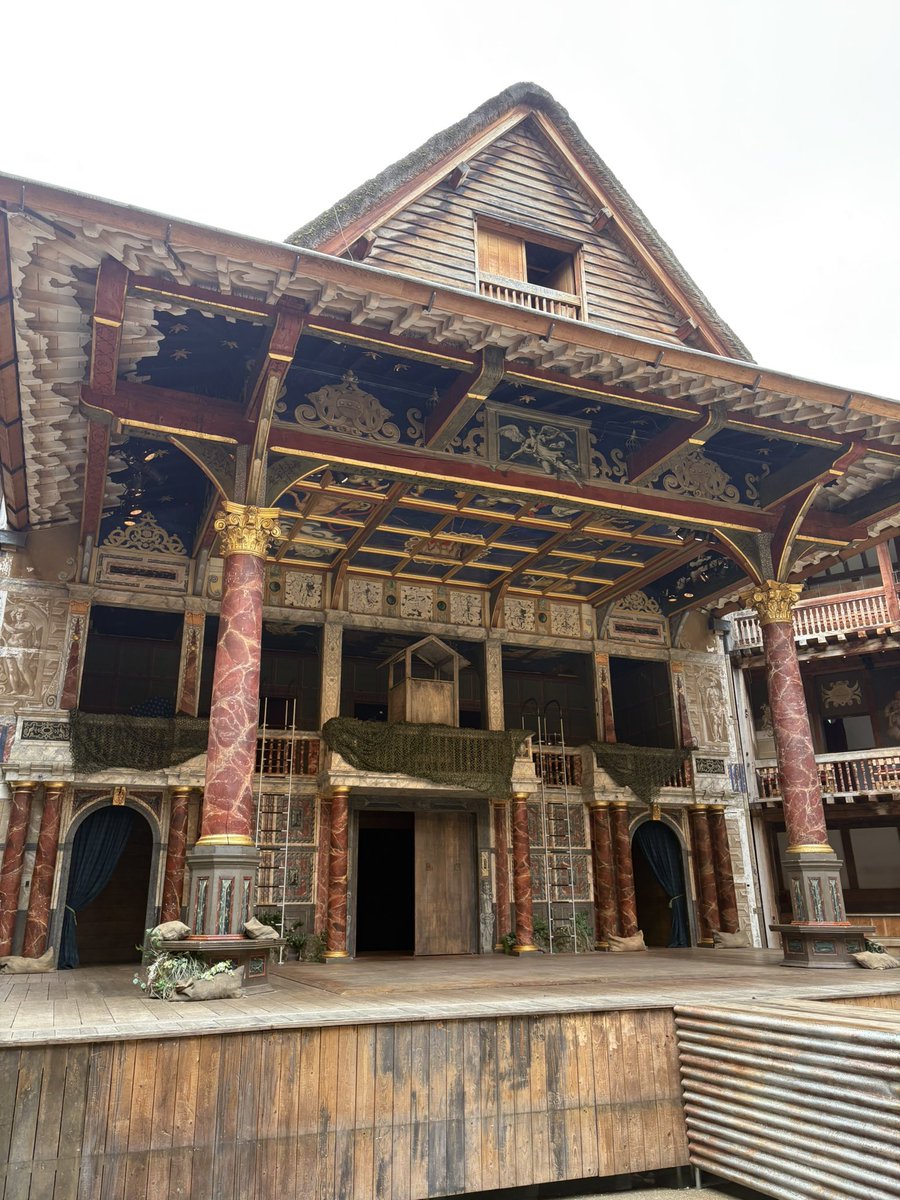 StCuthbertsEng's tweet photo. Globe-trotting part 1: our study day at @The_Globe started with a tour of Shakespeare’s Globe and discussing the theatrical implications of a round theatre exposed to the elements. 🎭 #ALevelStudyDay #LitonTour #LitinLondon #StCuthbertsFormingGreatMen @StCuthbertsCC https://t.co/qDaUj6J3ZB