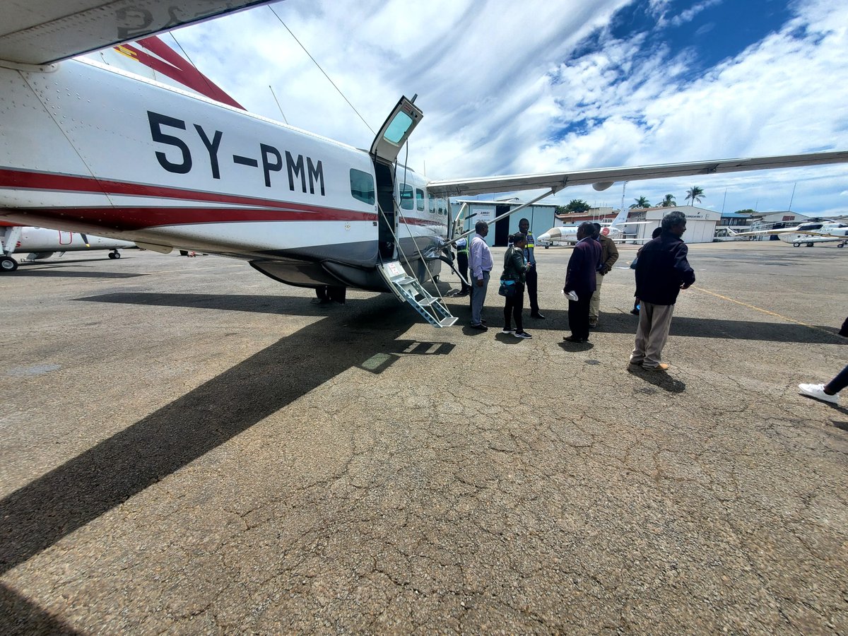privateskyltd's tweet photo. When the call comes, we take flight—whether it's a breathtaking scenic tour or a critical search & rescue mission. The sky is not just our path; it's our purpose.

📍 Mission Zone: Aerial view of the search area
🛩️ Team Ready: Gearing up for action
🌅 View from Above: Stunning yet mission-driven
Watch as we navigate the skies, combining precision, passion, and purpose.

#privateskycharters #SearchAndRescue #ScenicFlights #MissionInTheSkies