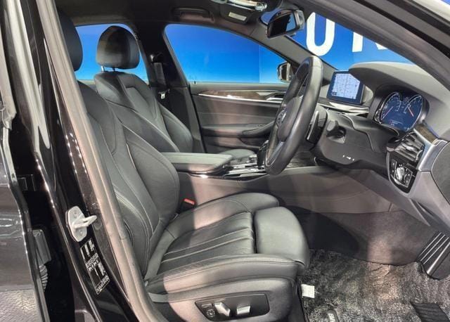 Clevikimports's tweet photo. 2018 BMW 530i 
Total Cost :kshs 4,780,000(including Taxes)
📞For inquiries::0743550554
✅ Notable features 
Mileage:76,000kms
- 2.0L turbocharged 
- 8-speed automatic
- Apple CarPlay,12-speaker HiFi system  
- Leatherette seats 
- Heated power front seats
...And more features https://t.co/Jxd54mO5SY