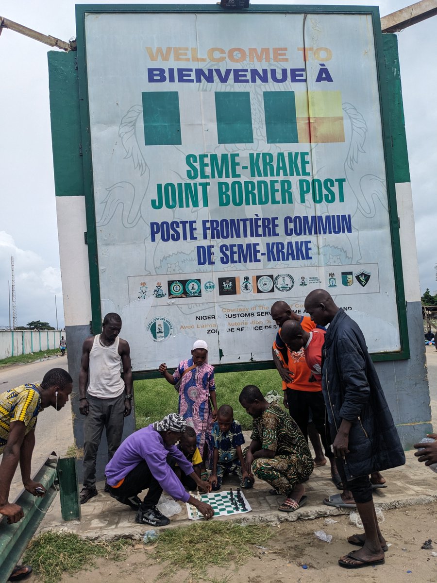Rendez-vous pour la Journée internationale des enfants de la rue 2025 que nous tiendrons en différé au poste de frontière commune Sèmè-Kraké entre le Benin et le Nigéria, la zone frontalière qui enregistre le plus de flux humain et commercial interpays de la sous-region.