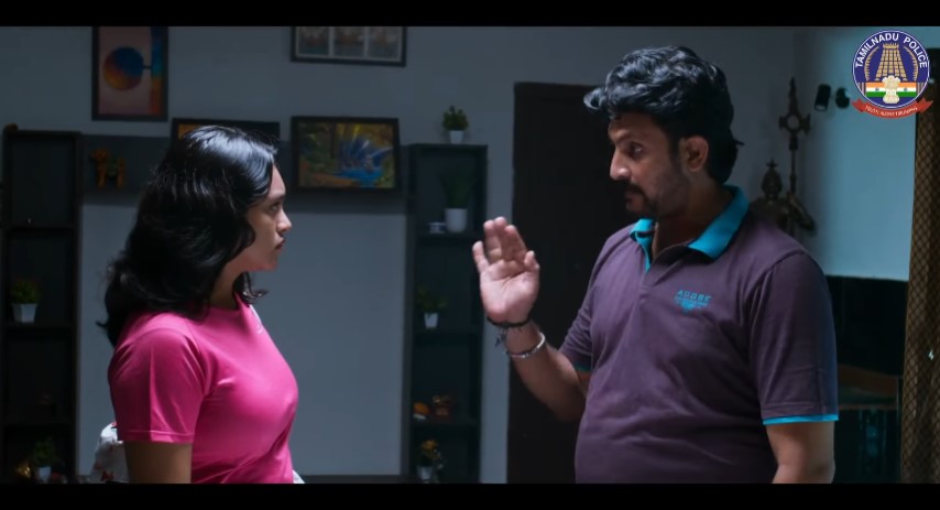 பெண்கள் மற்றும் குழந்தைகளுக்கெதிரான விழிப்புணர்வு வீடியோ  - பெண்கள் மற்றும் குழந்தைகளுக்கெதிரான குற்றத்தடுப்பு பிரிவு.
facebook.com/tnpoliceoffici…

#CWC_Awareness #WomenSafetyVideo #Dail_1091_1098_181 #WomenSafety #Fake_Chat #TNPolice #TamilNaduPolice