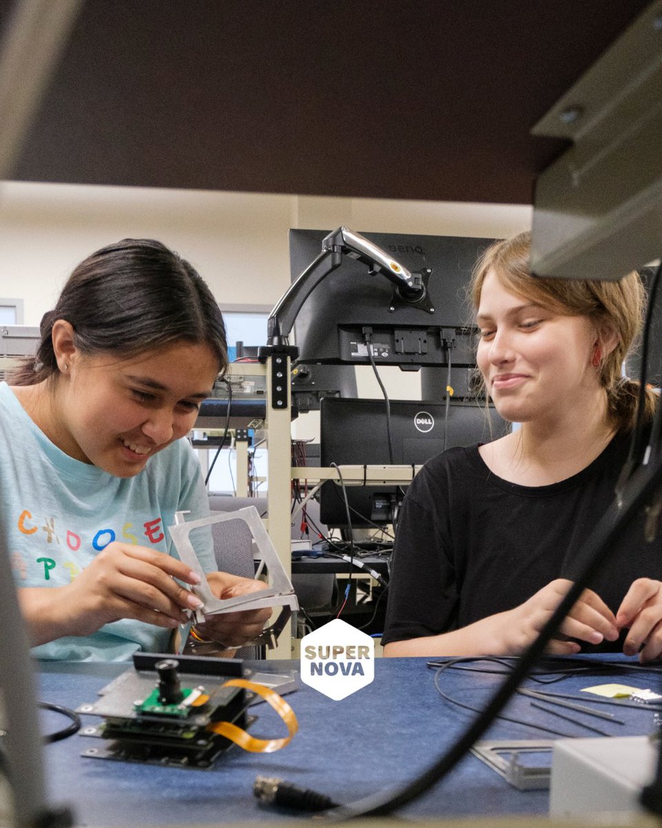 Calling all HS students! The OCI Program invites you to  learn about ocean technologies, eng., climate data &amp; AI while completing an innovative Remotely Operated Vehicle (ROV) design project. Learn more at supernova.dal.ca/ocean-climate-…, reg opens 03/31/25! 🌊
