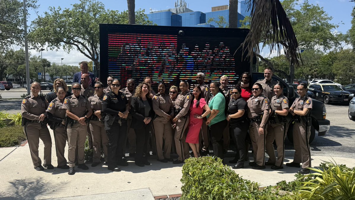 Kenia Fallat tweet media