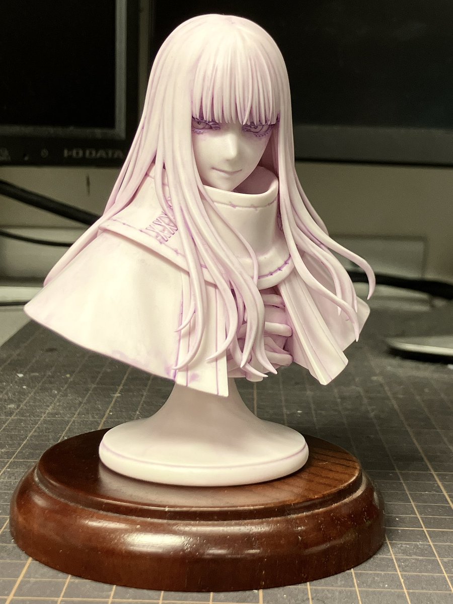 着せ恋のハニエルのフィギュア(胸像)を作りました。