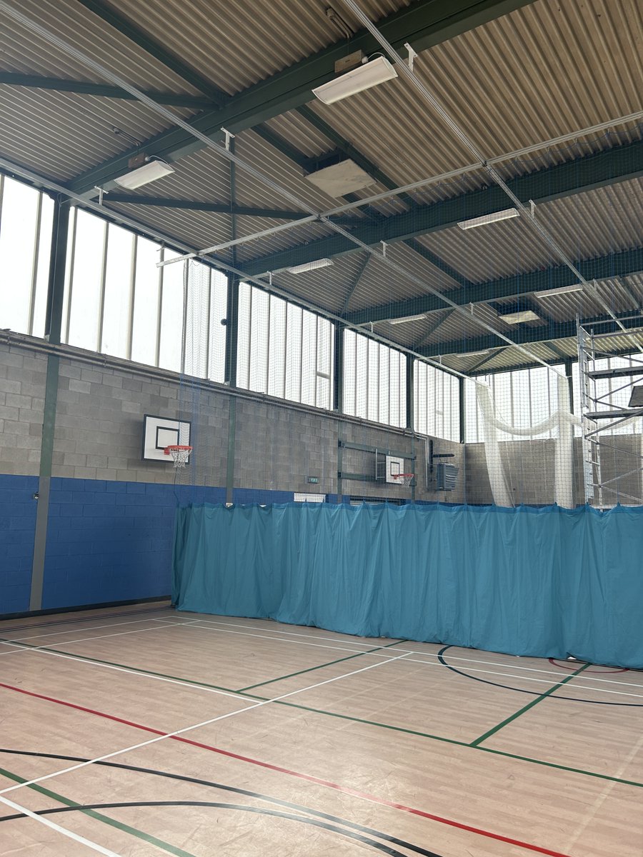 🔴⚫️ Division Netting Project Complete! 🏐✅
Proud to finish another custom division netting installation in late 2024—built for flexibility, durability, and safe multi-sport use.
📍 Installed by SES across the UK.
👉 sportshalldivisionnets.co.uk

#DivisionNetting #SESInstallations
