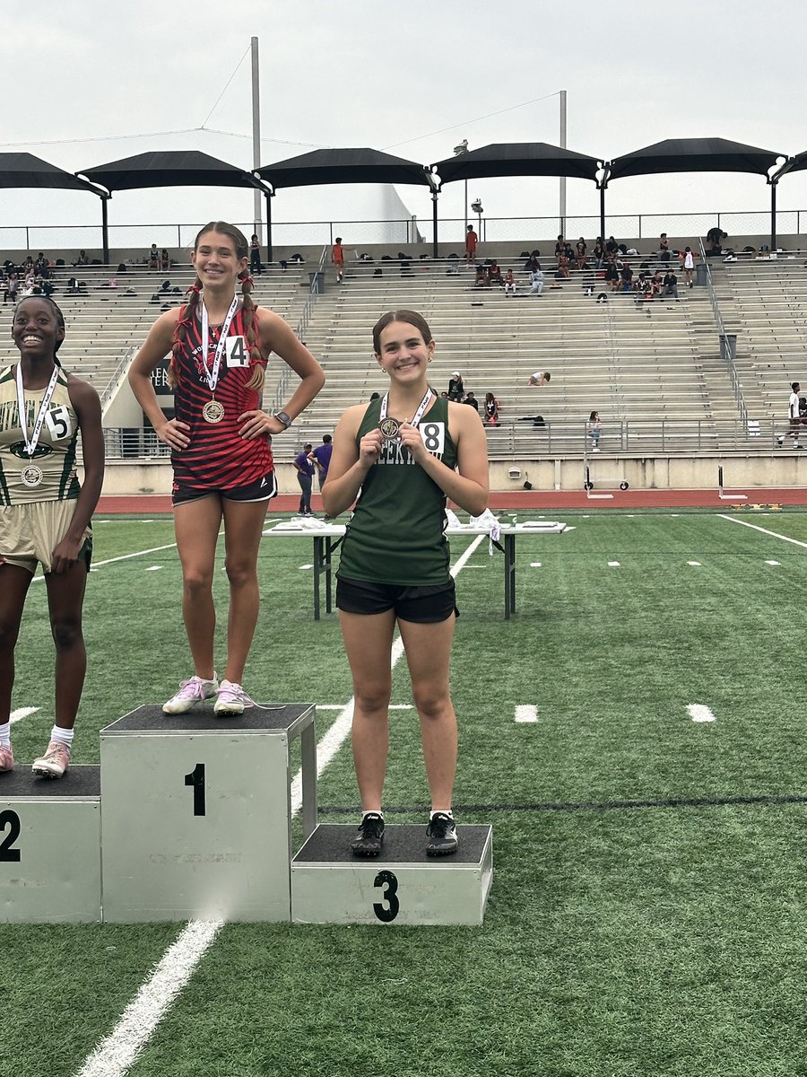 CMSLadyColt_Ath's tweet image. What a great track season full of PRs, District Champions and Medalists, and even a few school records broken! Proud of all our athletes for competing this season! @HumbleISD_CMS